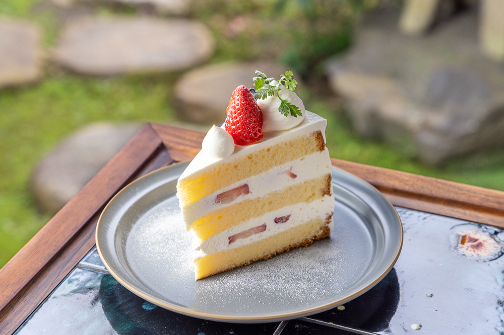 いちごの大きなショートケーキ